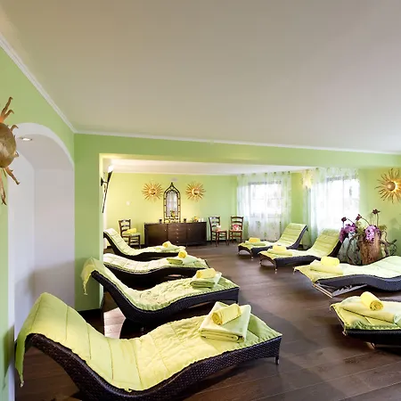 Schmelmer Hof & Hotel 4*
